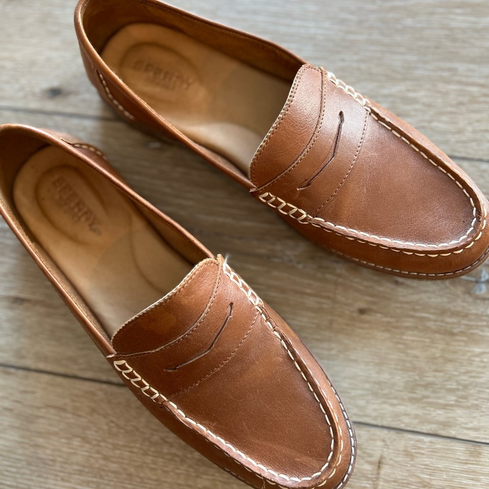 Sperry Women's Seaport Penny Loafer